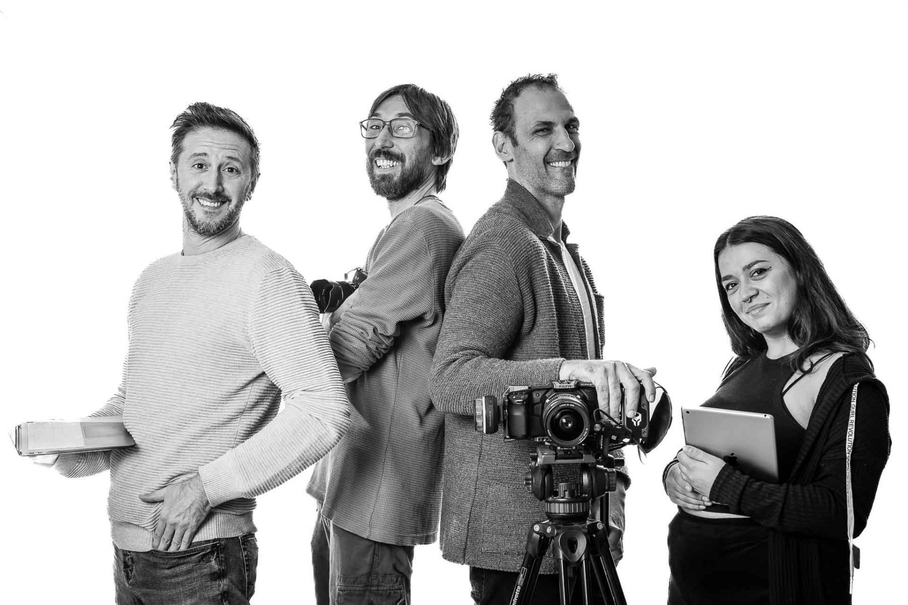 La squadra di Impronta Creativa con l’attrezzatura per le riprese